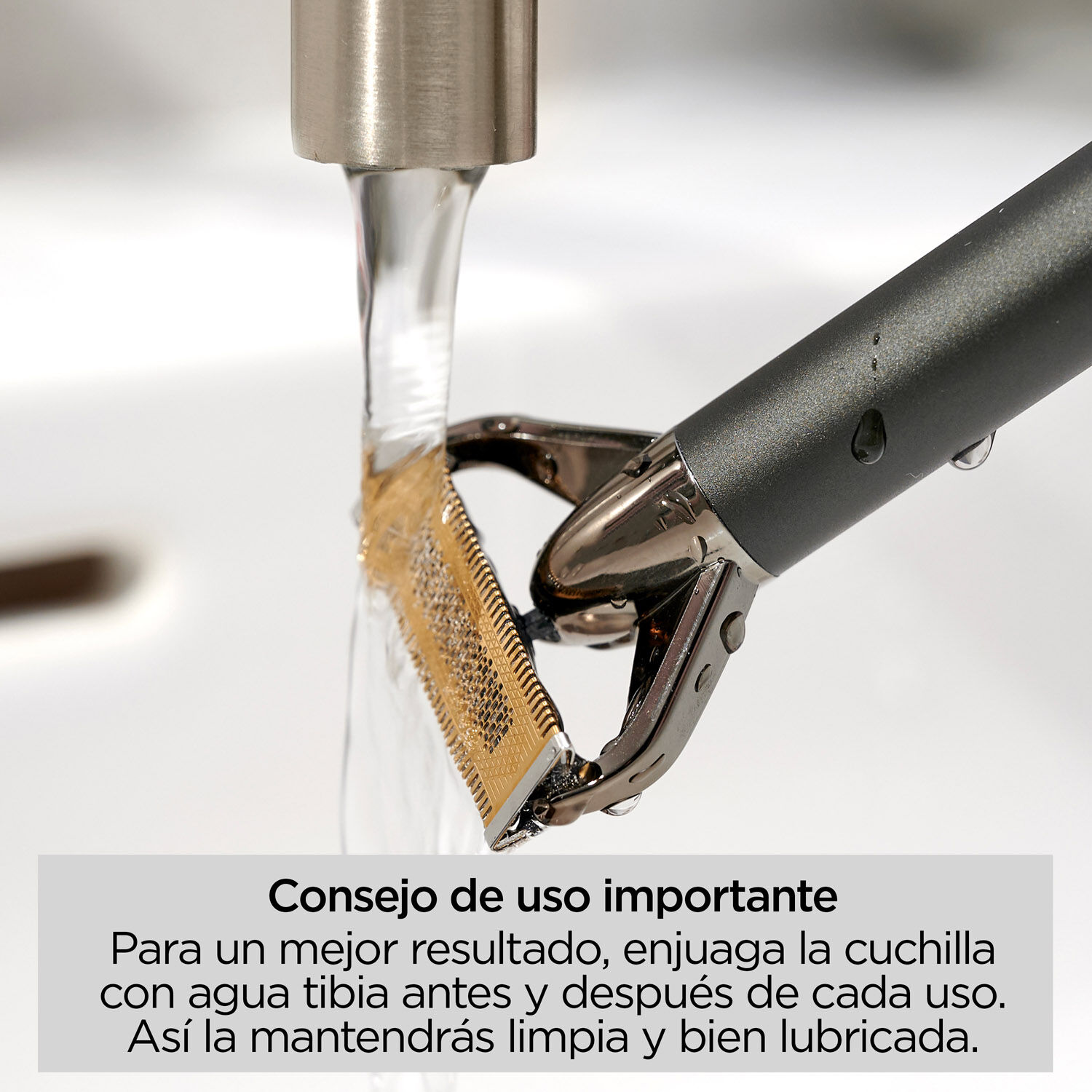 Barba de tres d&iacute;as uniforme